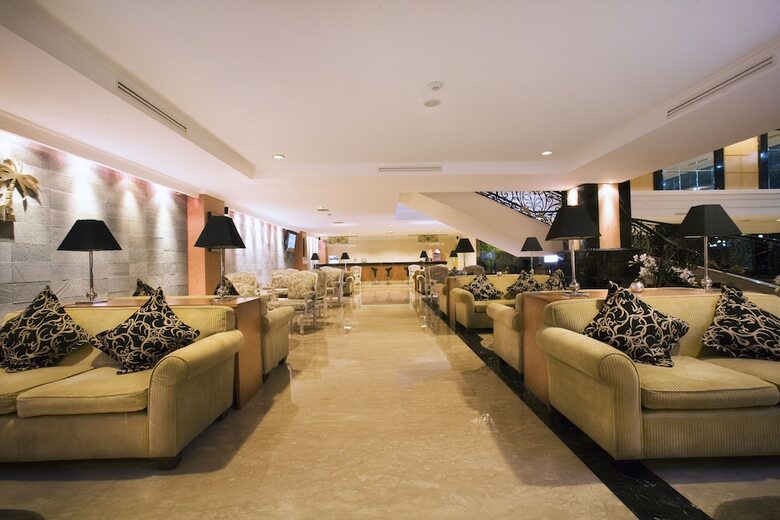 Aston Tropicana Hotel Bandung