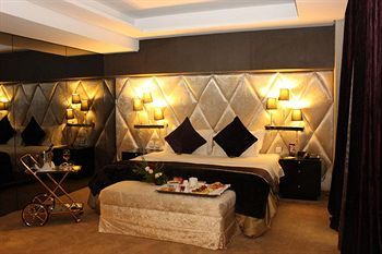 Amaroossa Hotel Bandung Indonesia