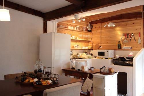 Hostal Minato Guest House