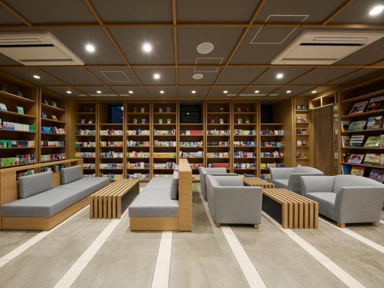 Lamp Light Books Hotel Sapporo