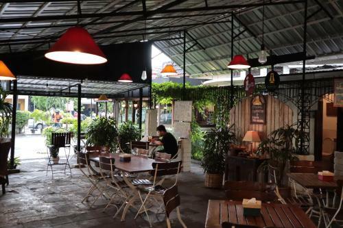 Hostal Indraloka Heritage Homestay
