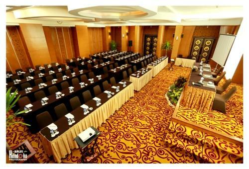 Ros-in Hotel