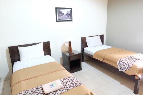 Hostal Ndalem Suratin Guesthouse