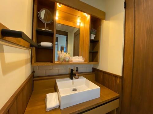 Maeda Beach Hotel - Vacation Stay 84468