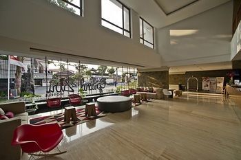 Hotel Grand Zuri Kuta Bali