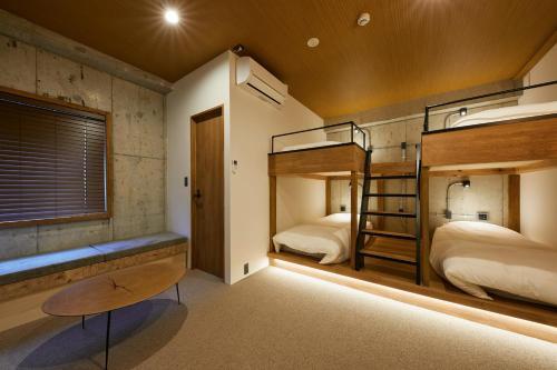Mizuka Nakasu 5 - Unmanned Hotel -