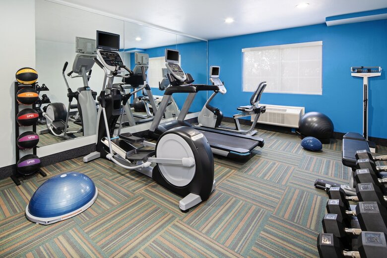 Hotel Holiday Inn Express& Suites Watsonville