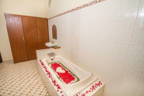Hostal Adi Jaya Cottages