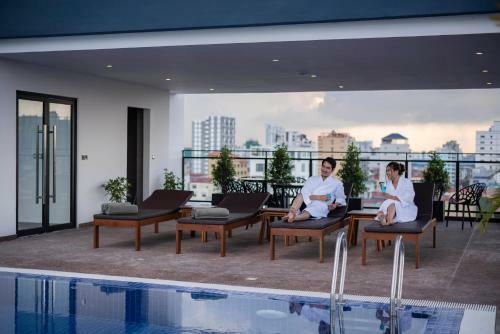 Residence 105 Hotel And Apartment