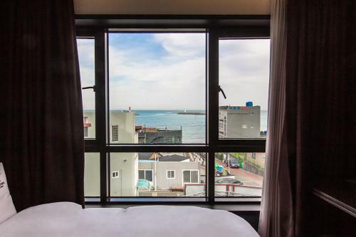 Hotel Brown Dot Gijang Yeonhwari
