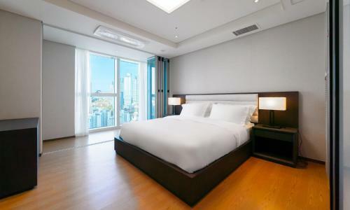 Hotel Grand Lct Residence