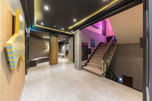 Brown Dot Hotel Seong Seo