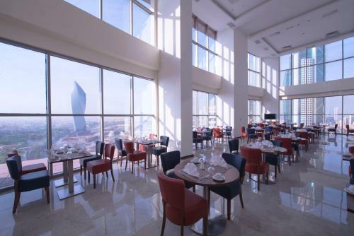Hotel Ramada Encore Kuwait Downtown