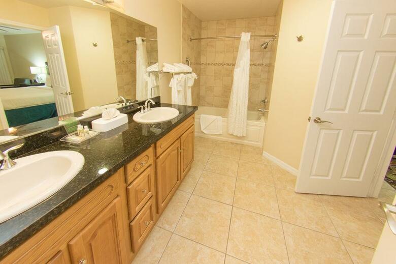 Hotel Grand Caymanian Resort