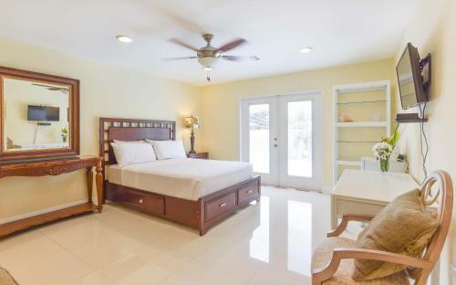 Hostal Addison Lee Cayman Villa