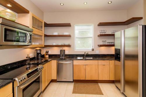 Pomegranate Cottage By Grand Cayman Villas