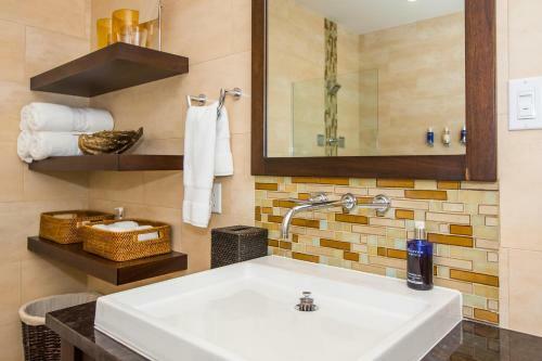 Mango Cottage By Grand Cayman Villas