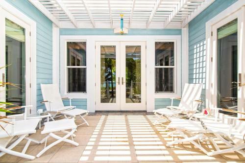 Mango Cottage By Grand Cayman Villas
