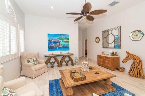 On The Rocks By Grand Cayman Villas