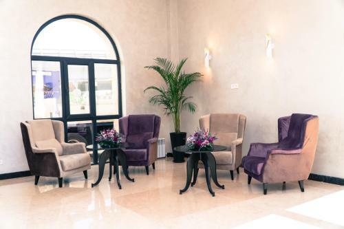 East Palace Hotel