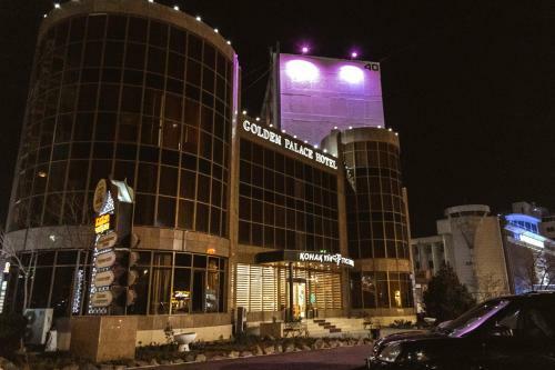Hotel Golden Palace