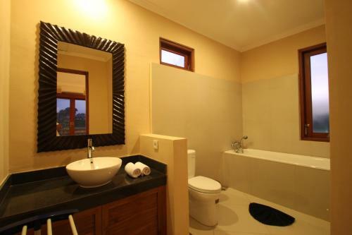 Villa Wates Sari