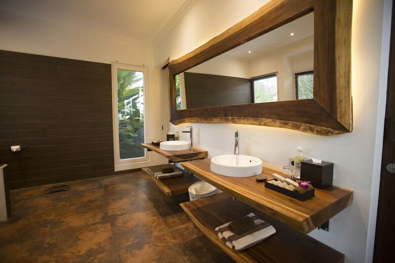Hostal The Samara Villas & Restaurant