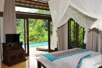 Villa Umah Shanti