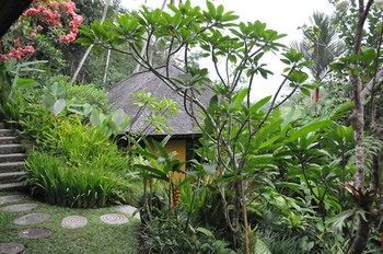 Villa Umah Shanti