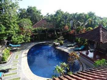 Hostal Bali Gardenview Cottages