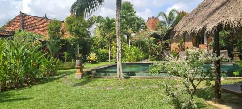 Hostal Rumah Sungai Villa