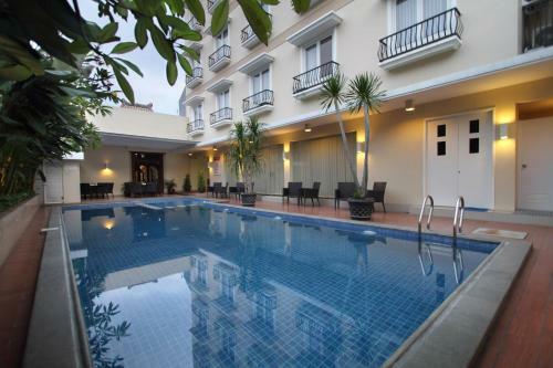 Sakanti City Hotel