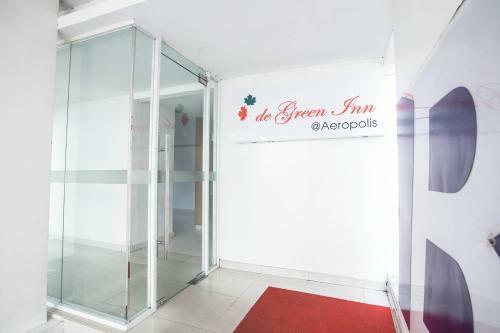 Hotel Aerofans Inn