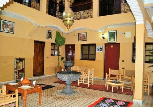 Hostal Riad Atlas Assounfou