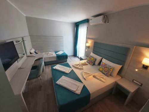 Pearl Beach Hotel & Resort