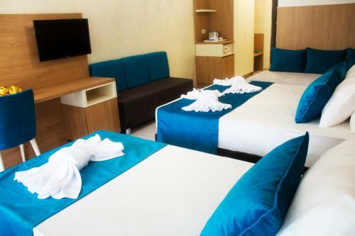 Pearl Beach Hotel & Resort