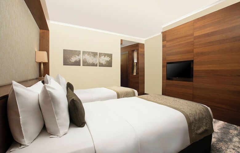 Hotel Aryaduta Medan