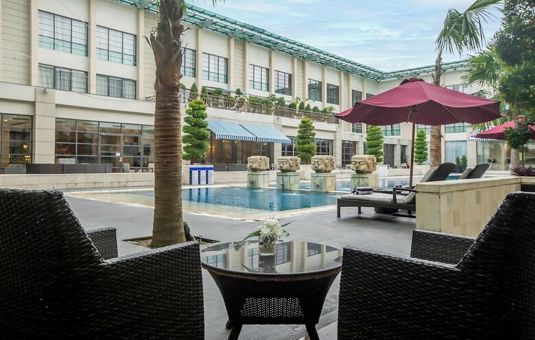 Hotel Aryaduta Medan