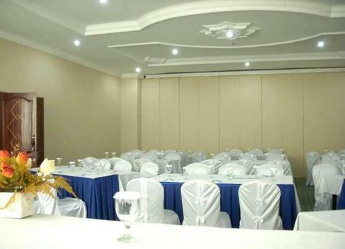 Hotel Madani Medan - Syariah Hotel