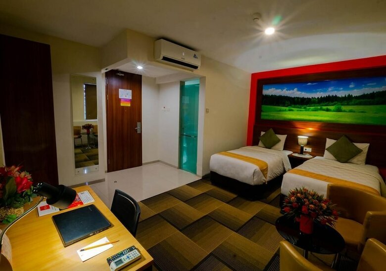 Miyana Hotel