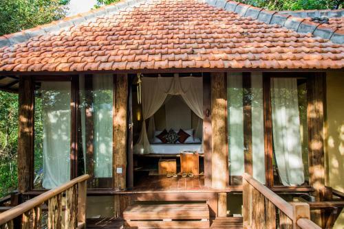 Hotel Shorea Beach Resort
