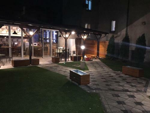 Villa Nina Hotel & Lounge Bar