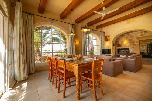 Villa Sinjura Holiday Home