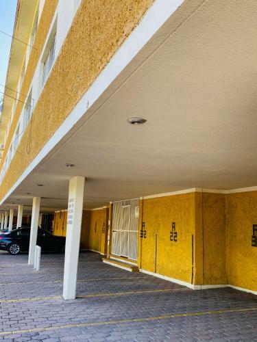 Apartamento Suite �nica Renovada C�ntrica Av Zaragoza C14