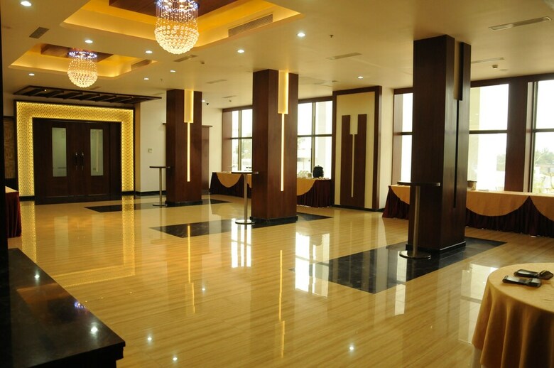 Hotel Sandy's Tower