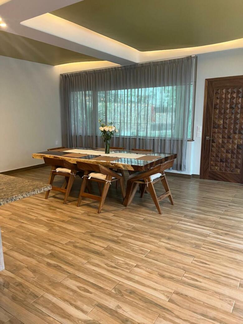 Ocean Frontage Cottage