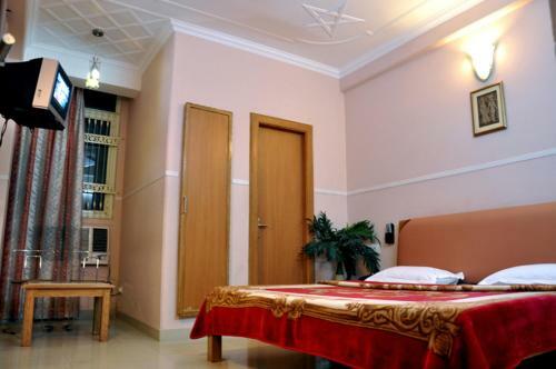 Hotel Queen