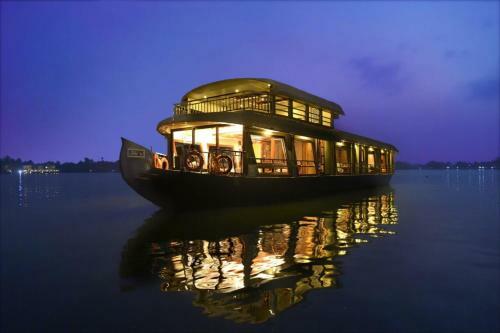 Hotel Cosy Houseboats