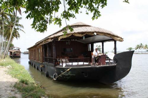 Hotel Cosy Houseboats
