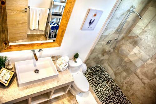 3 Bedrooms Penthouse With Private Rooftop